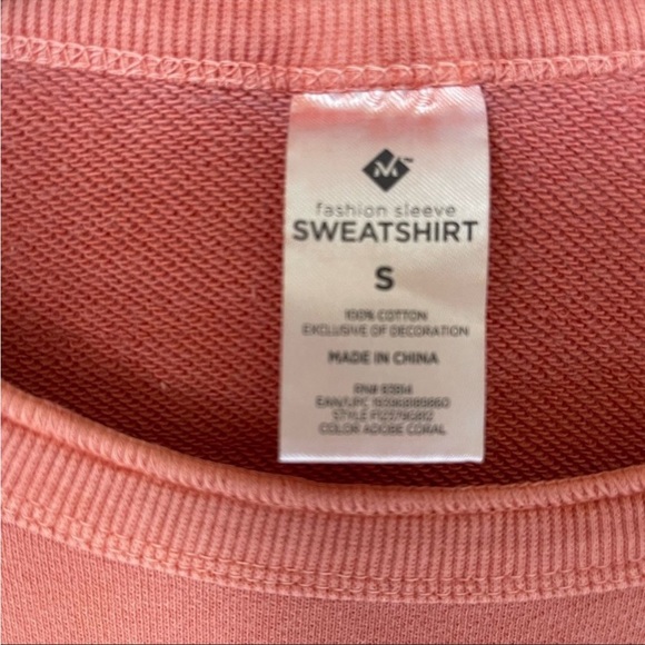 Woman’s size small coral fashion sleeved sweatshirt  puff shoulder detail. - Picture 2 of 5